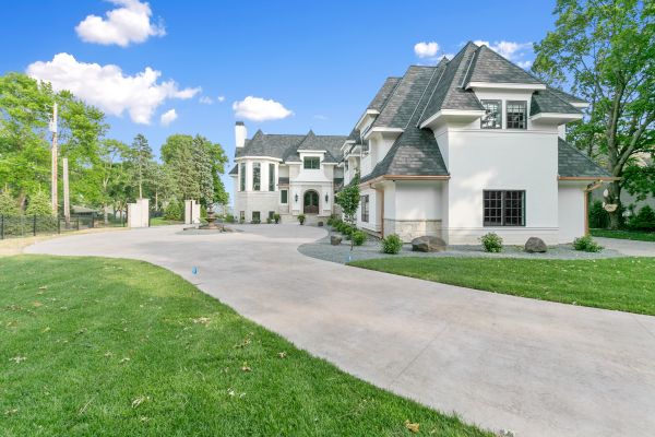 Cost of Concrete Driveway Installation in Milford