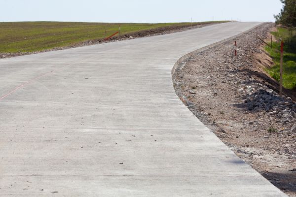 Cost of Driveway Cementing in Milford