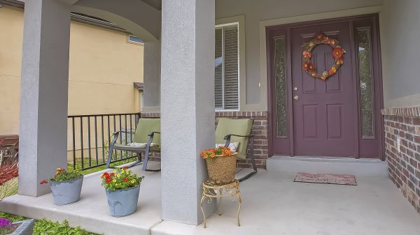 Cost of Porch Concrete Laying in Milford